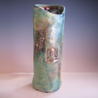 raku iridescent dragonfly vase uvapapa pottery fireweed studio jenn weede